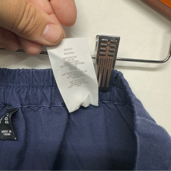 Isaac Mizrahi Live! Navy Blue Stretch Pull-On Pants Women’s Size 10 - Picture 4 of 9